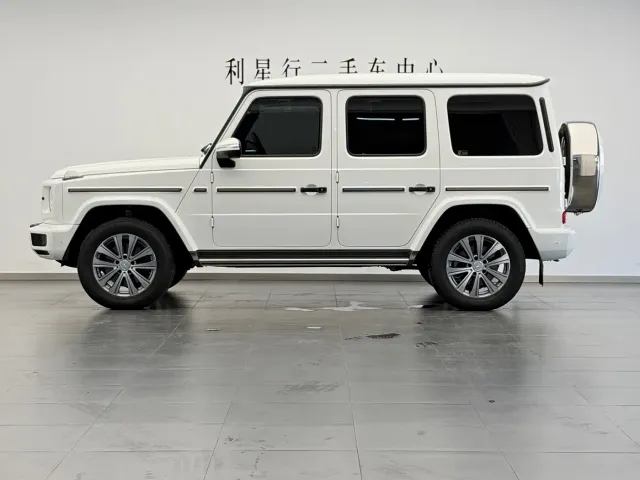 Mercedes-Benz G-Class — Фото автомобиля 8