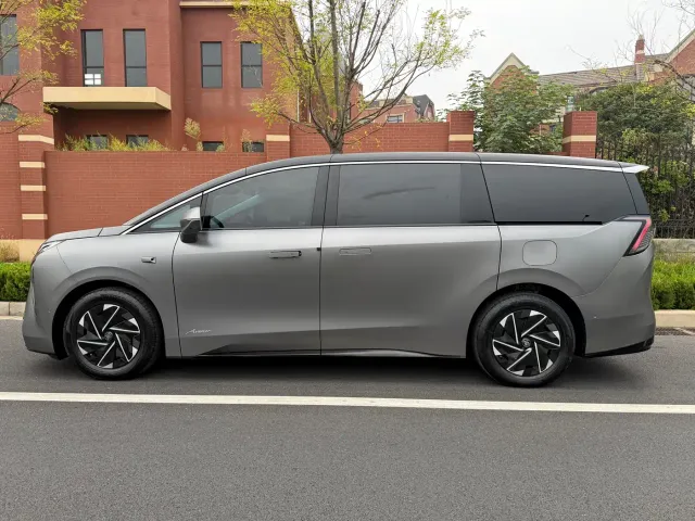 Buick Zhijing Shijia — Фото автомобиля 5