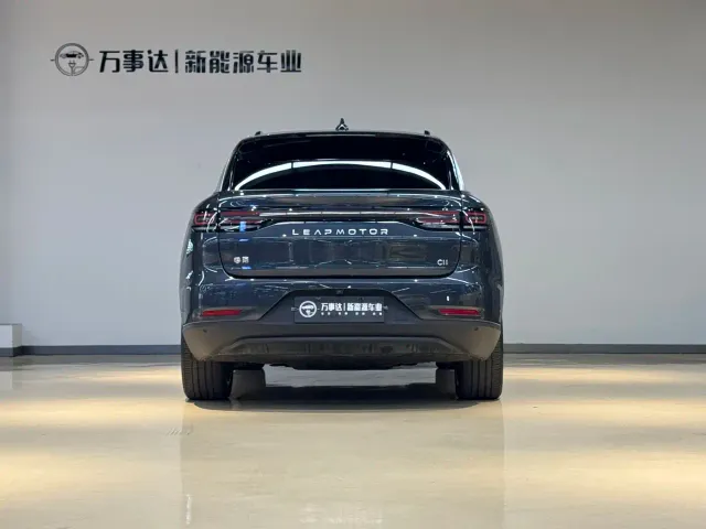 Leapmotor C11 — Фото автомобиля 4