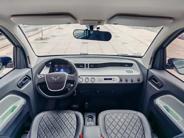 Wuling Hongguang Mini EV — Фото автомобиля 8