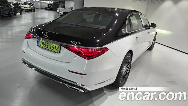 Mercedes-Benz S-Class — Фото автомобиля 2