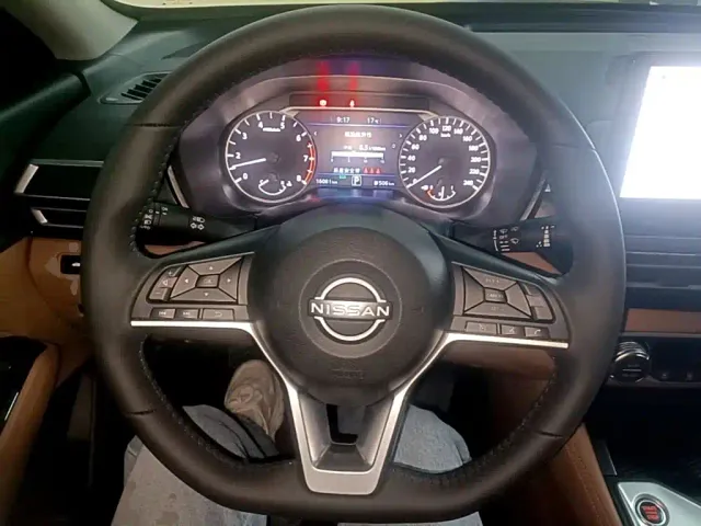 Nissan Teana — Фото автомобиля 10