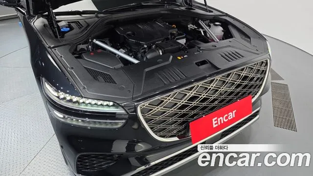 Genesis GV70 2.5T Бензин AWD — Фото автомобиля 6