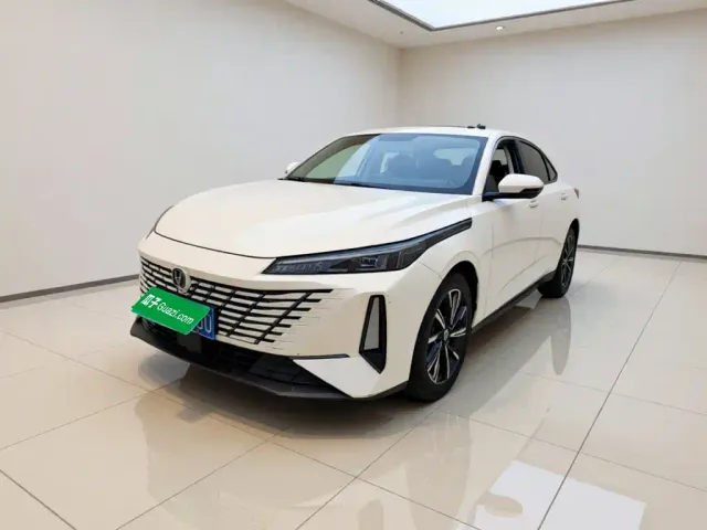 Фотография автомобиля — Changan Eado