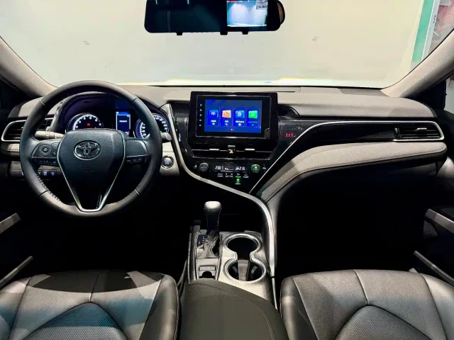Toyota Camry — Фото автомобиля 8