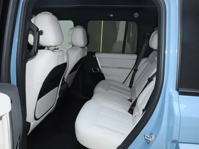 iCAR V27 — Фото автомобиля 24