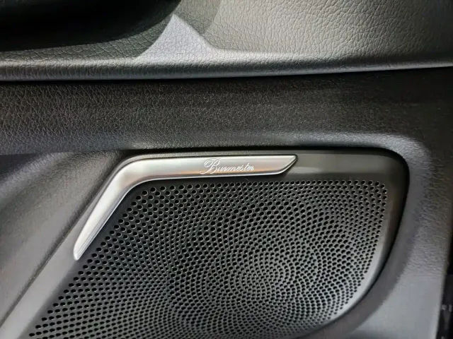 Mercedes-Benz V-Class — Фото автомобиля 6