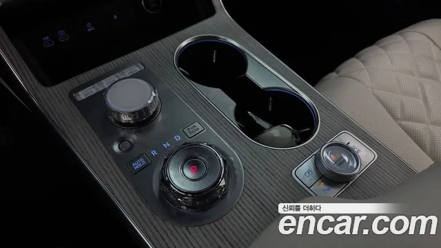 Genesis GV80 — Фото автомобиля 12