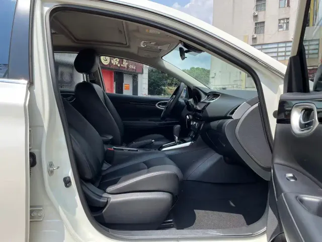 Nissan Sylphy — Фото автомобиля 11