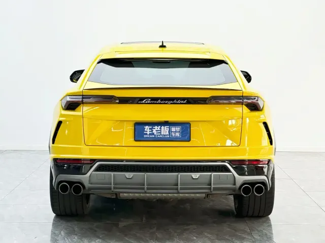 Lamborghini Urus — Фото автомобиля 5