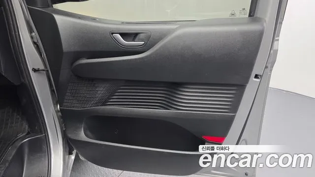 Hyundai Staria Staria Tourer 11 мест — Фото автомобиля 24
