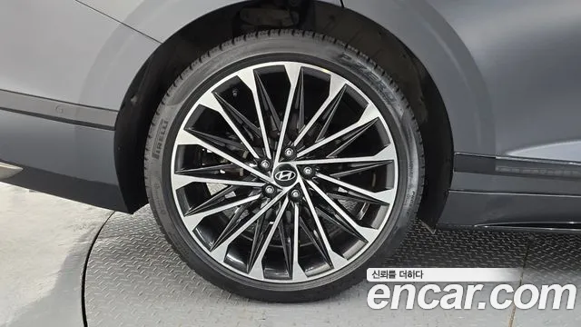 Hyundai Grandeur GN7 — Фото автомобиля 5