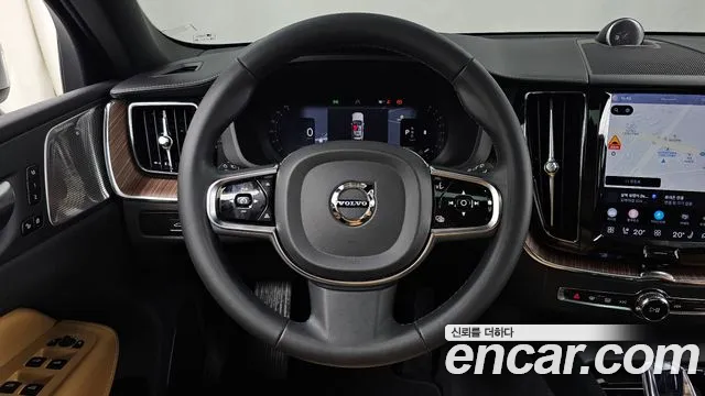 Volvo XC60 2nd Gen — Фото автомобиля 19
