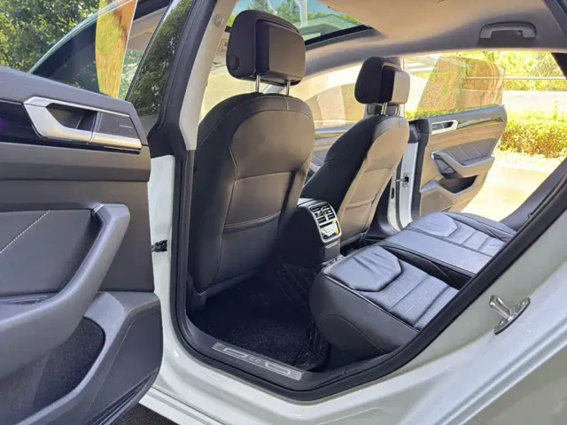 Volkswagen CC — Фото автомобиля 2