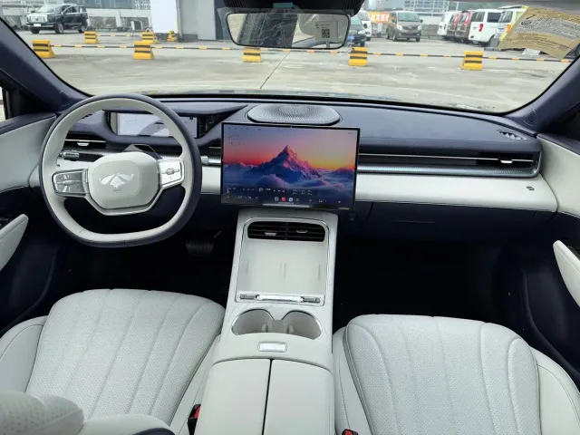 Chery Fulwin A9 — Фото автомобиля 16