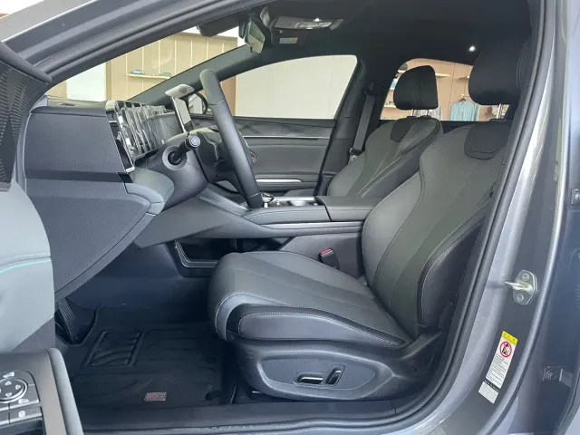 BYD Qin L — Фото автомобиля 9