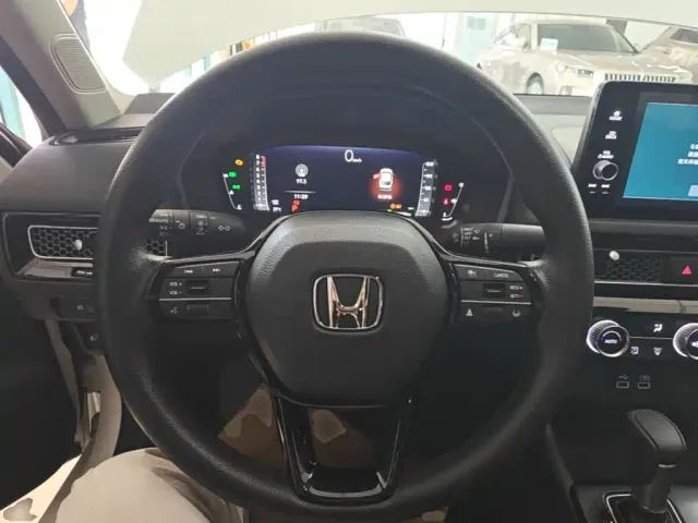 Honda Civic — Фото автомобиля 10