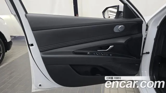 Hyundai Avante CN7 — Фото автомобиля 24