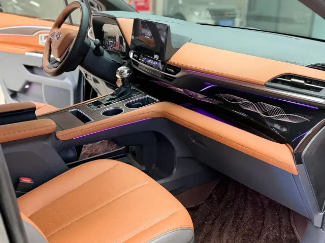 Toyota Granvia — Фото автомобиля 10