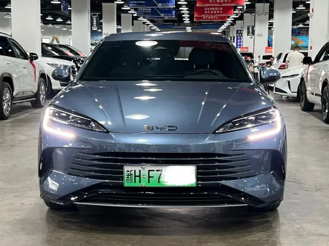 Фотография автомобиля — BYD Seal 07 DM-i