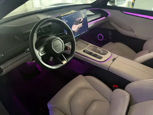 Xiaomi SU7 — Фото автомобиля 4