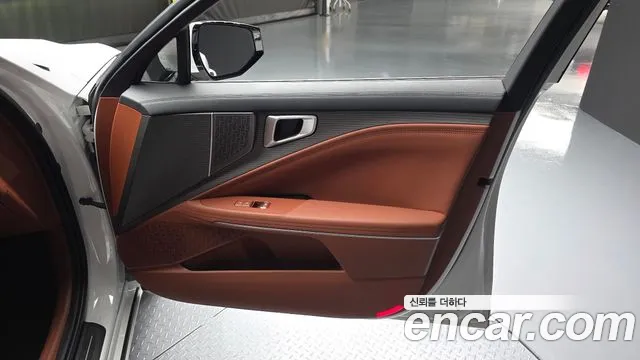 Kia K8 The New K8 2.5 Бензин 2WD — Фото автомобиля 23