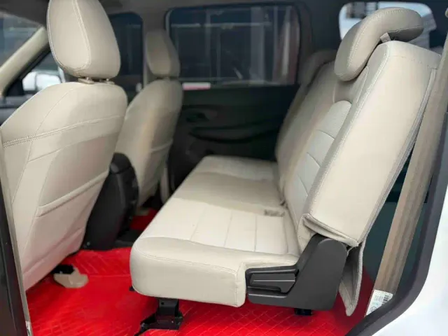 Wuling Hongguang — Фото автомобиля 15
