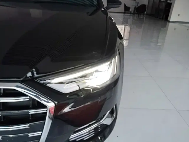Audi A6L — Фото автомобиля 23