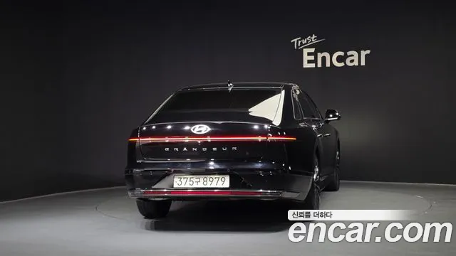 Hyundai Grandeur — Фото автомобиля 4