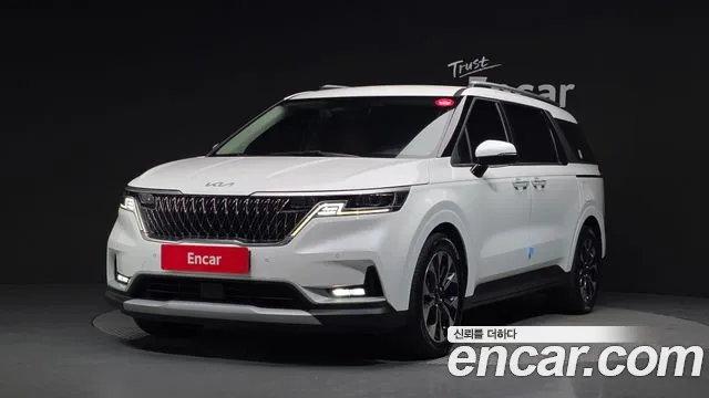 Фотография автомобиля — Kia Carnival Generation 4