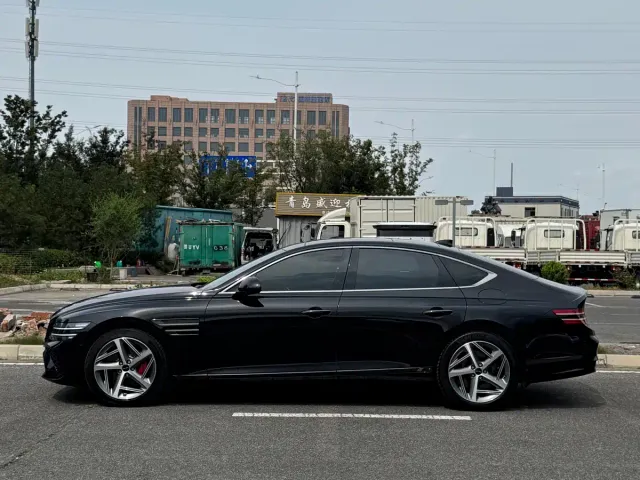 Genesis G80 — Фото автомобиля 5