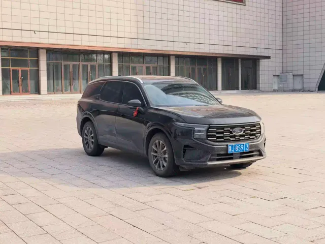Ford Edge — Фото автомобиля 2