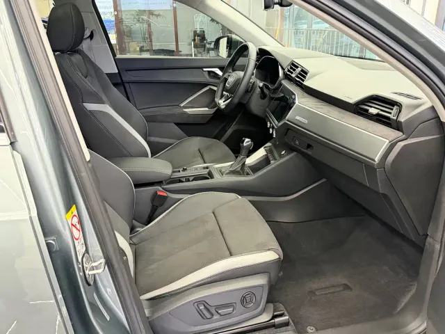 Audi Q3 — Фото автомобиля 12