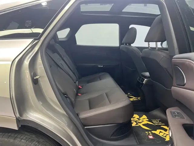 Lexus RX — Фото автомобиля 13
