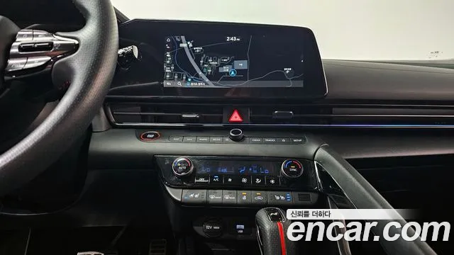 Hyundai AVANTE Новый Avante (CN7) — Фото автомобиля 12