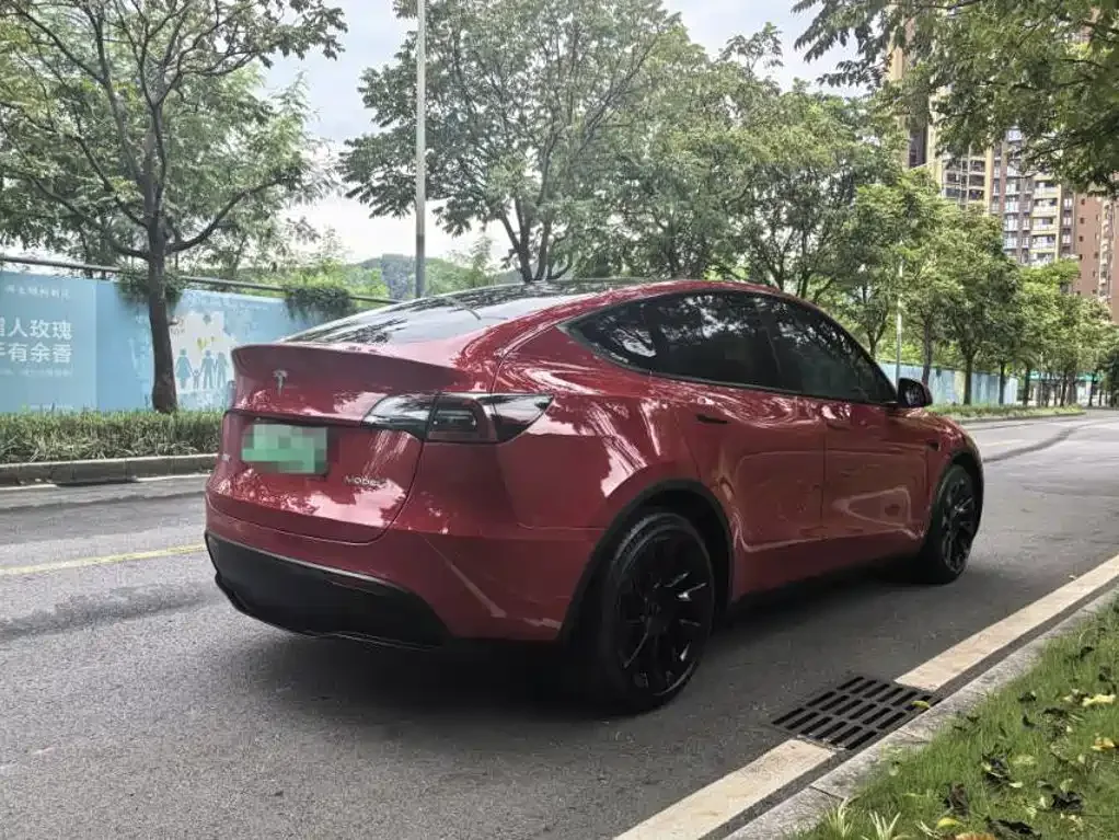 Tesla Model Y 2022 Facelift Rear-Wheel Drive Version — Фото автомобиля 5