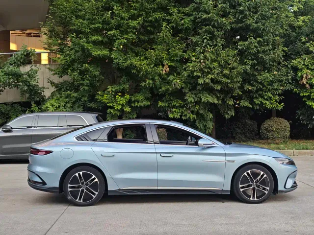 BYD Han — Фото автомобиля 13