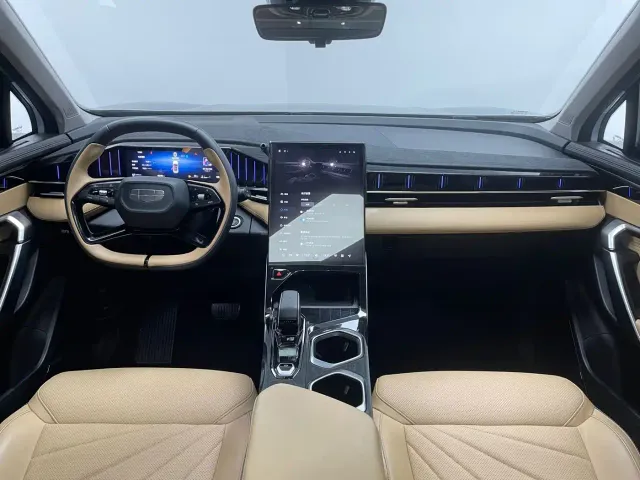 Geely Boyue L — Фото автомобиля 12