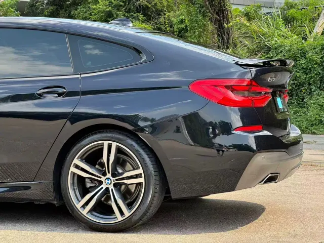 BMW 6 Series Gran Turismo — Фото автомобиля 12