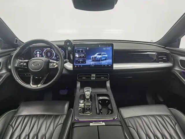 GAC Trumpchi GS8 — Фото автомобиля 5