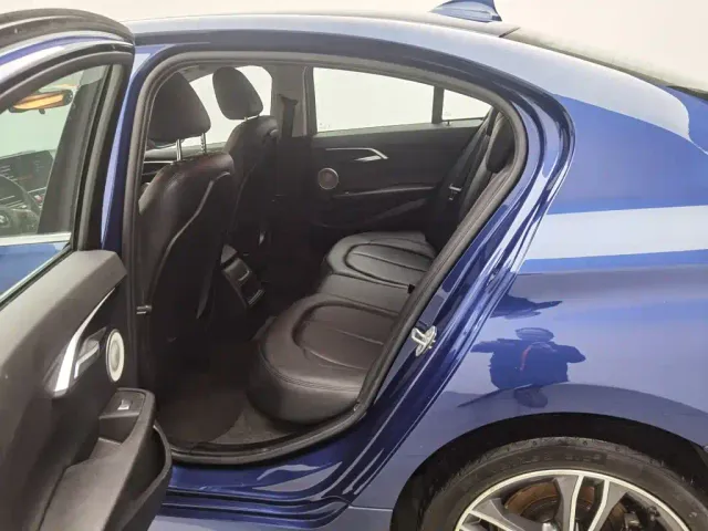 BMW 1 Series — Фото автомобиля 15