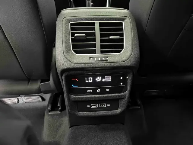 Volkswagen Tayron 2023 280TSI 2WD Luxury Plus Advanced Edition — Фото автомобиля 17