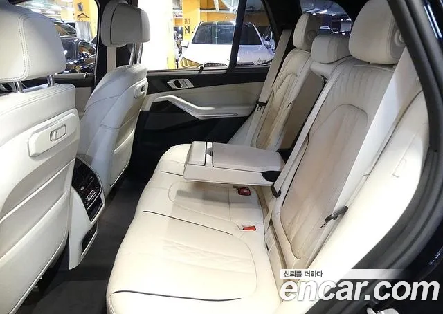 BMW X5 xDrive 40i M Sport — Фото автомобиля 17