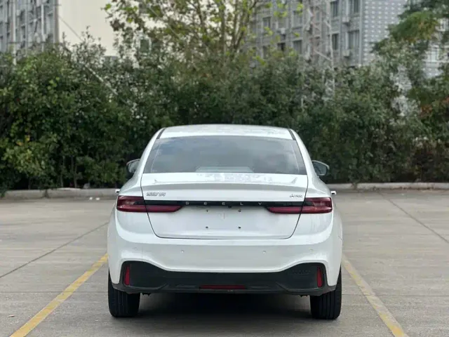 Geely Geometry A — Фото автомобиля 15