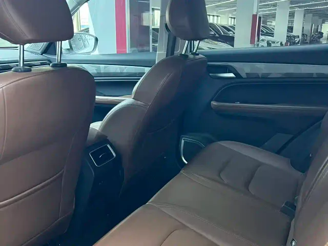 Geely Vision X6 — Фото автомобиля 10