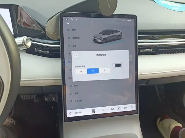 Geely Galaxy L6 — Фото автомобиля 20