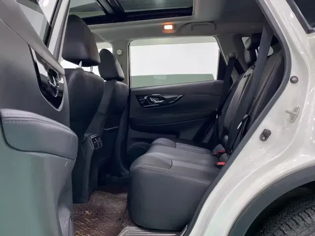 Nissan X-Trail — Фото автомобиля 5