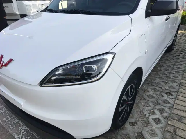 Wuling Hongguang — Фото автомобиля 23