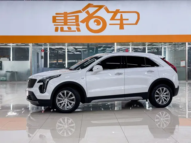 Cadillac XT4 — Фото автомобиля 2