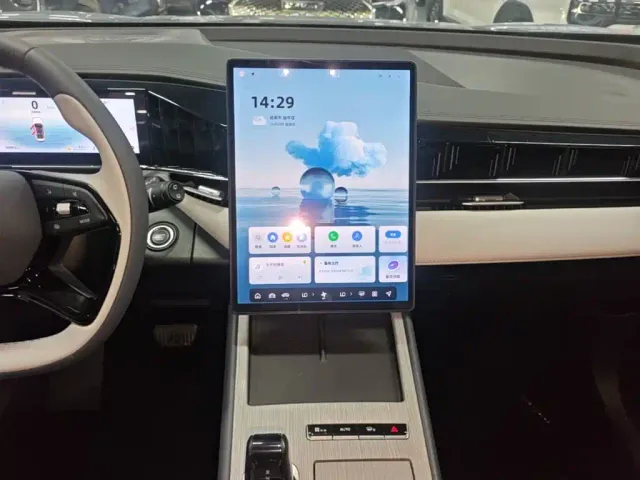Geely Boyue L — Фото автомобиля 12